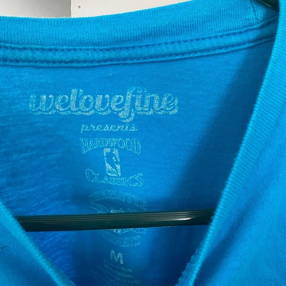 Vintage Charlotte hornets t shirt - Picture 2 of 2